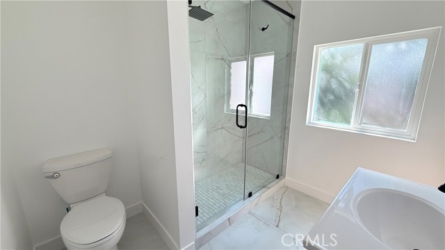 Detail Gallery Image 14 of 16 For 17438 Horace St, Granada Hills,  CA 91344 - 4 Beds | 2 Baths