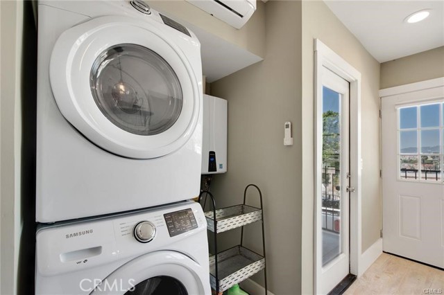 Image 15 of 20 For 971 Manzanita Street