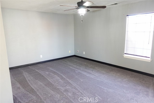 Detail Gallery Image 28 of 53 For 13135 Candleberry Ln, Victorville,  CA 92395 - 3 Beds | 2/1 Baths