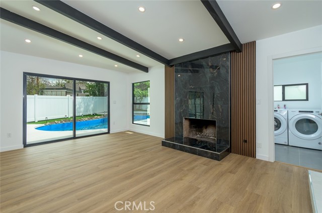 Detail Gallery Image 17 of 48 For 19806 Needles, Chatsworth,  CA 91311 - 3 Beds | 3 Baths