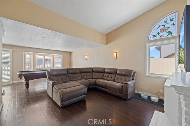 Image 8 of 52 For 42014 Roanoake St.