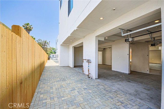  Income Home for Sale in North Hollywood, California