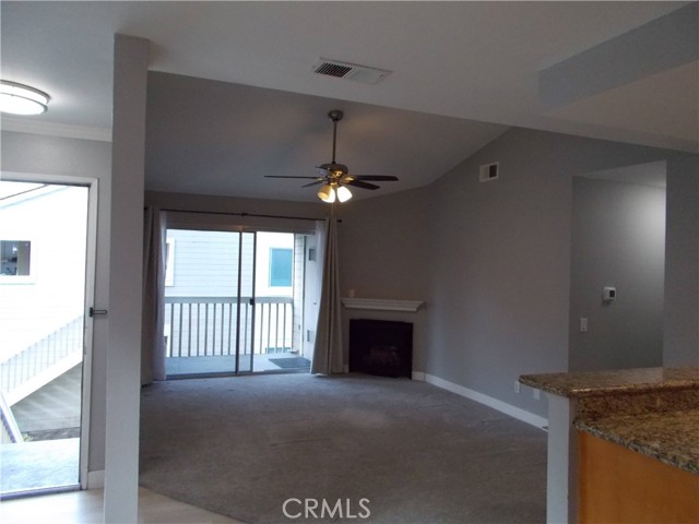 Detail Gallery Image 5 of 14 For 6241 Hartford Rd #182,  Yorba Linda,  CA 92887 - 3 Beds | 2 Baths