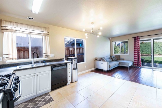44594 Johnston Drive, Temecula CA: https://media.crmls.org/medias/039eb24e-8ca9-4797-8dbd-9af1389adeac.jpg