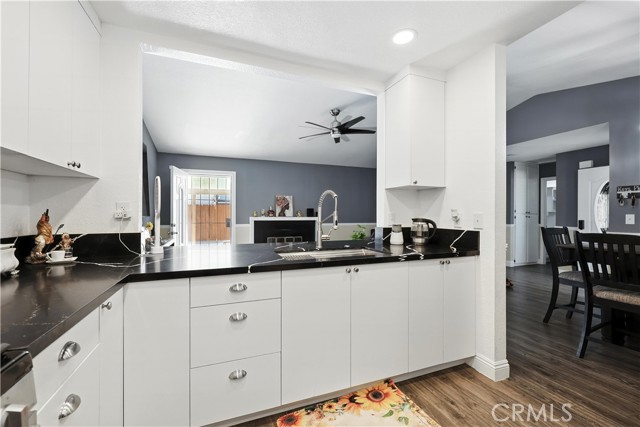 Detail Gallery Image 11 of 31 For 37525 Christina Ct, Palmdale,  CA 93552 - 3 Beds | 2 Baths