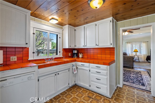 Detail Gallery Image 14 of 63 For 6390 Navajoa, Atascadero,  CA 93422 - 3 Beds | 2 Baths