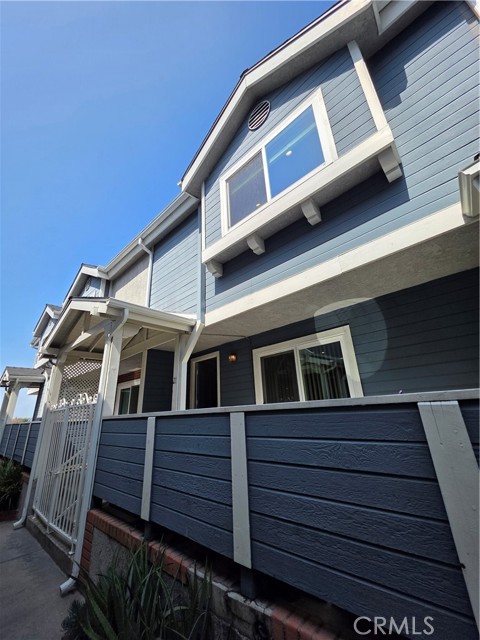 21901 Moneta Avenue, Carson CA: https://media.crmls.org/medias/03a0cb1a-6096-4790-a98b-0390cbaa6e65.jpg