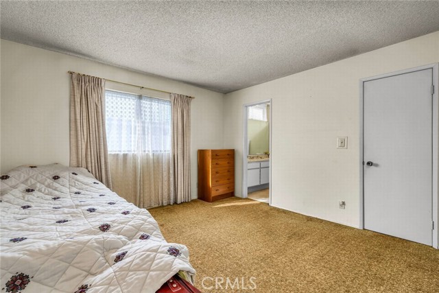 Detail Gallery Image 18 of 23 For 13243 Vanowen St #2,  North Hollywood,  CA 91605 - 2 Beds | 2/1 Baths