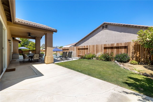 Detail Gallery Image 39 of 44 For 308 Riesling Vines St, Bakersfield,  CA 93314 - 3 Beds | 2 Baths