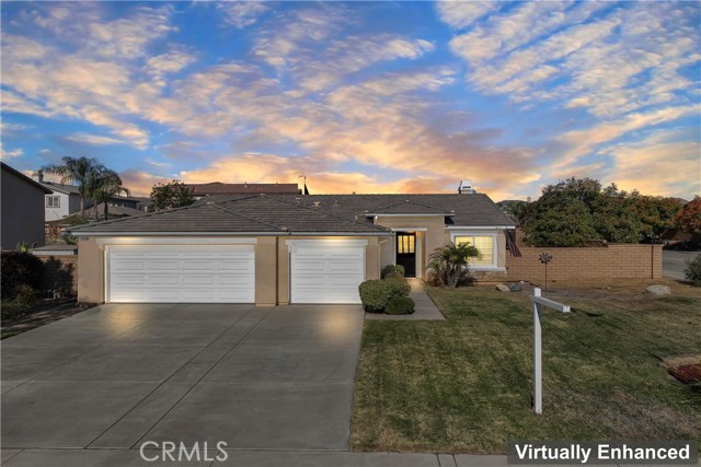 Detail Gallery Image 2 of 42 For 27106 Dracaea Ave, Moreno Valley,  CA 92555 - 4 Beds | 2 Baths