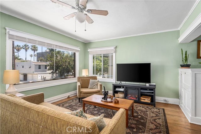 Detail Gallery Image 1 of 24 For 218 W 9th St, Long Beach,  CA 90813 - 1 Beds | 1 Baths