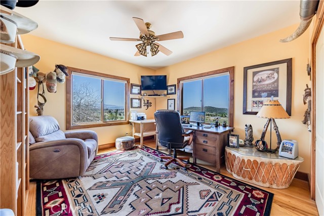 35155 Sawh Court, Sage CA: https://media.crmls.org/medias/03a2a0c2-4fdb-46a0-8a06-e7719389a731.jpg