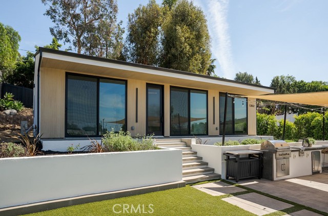 Detail Gallery Image 40 of 74 For 12822 Fairhaven, Santa Ana,  CA 92705 - 6 Beds | 4/1 Baths