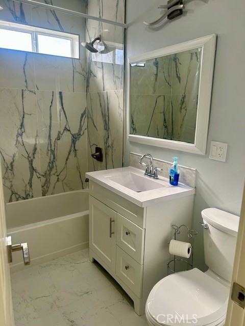 Detail Gallery Image 14 of 27 For 5945 Riverton Ave, North Hollywood,  CA 91601 - 2 Beds | 2 Baths