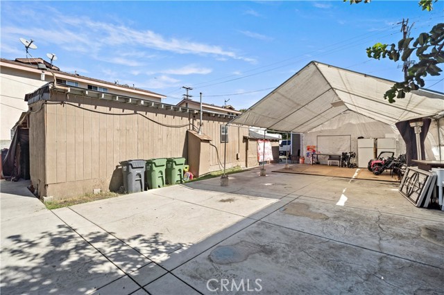 Detail Gallery Image 17 of 24 For 309 N Willowbrook Ave, Compton,  CA 90220 - 2 Beds | 1 Baths