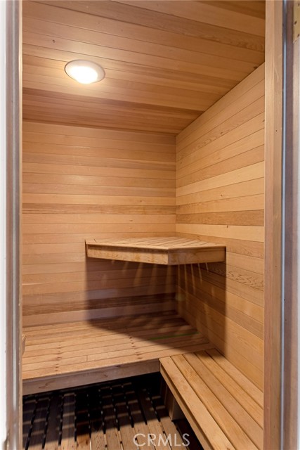Detail Gallery Image 24 of 66 For 951 Osprey Ln, Lake Arrowhead,  CA 92352 - 4 Beds | 4 Baths