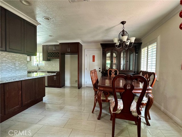 5323 Golden West Avenue, Temple City CA: https://media.crmls.org/medias/03a7f1ec-f0ba-47e8-9a19-f5fe761c9b04.jpg