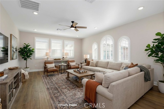 Detail Gallery Image 20 of 36 For 20506 Galloway Dr, Saugus,  CA 91350 - 3 Beds | 3 Baths