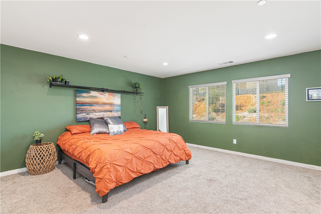 Detail Gallery Image 12 of 38 For 29597 Bison Rd, Winchester,  CA 92596 - 4 Beds | 3/1 Baths