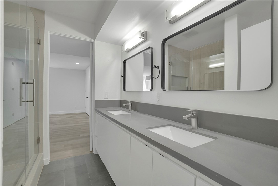 Detail Gallery Image 21 of 34 For 10633 Kinnard Ave #4,  Los Angeles,  CA 90024 - 2 Beds | 2 Baths