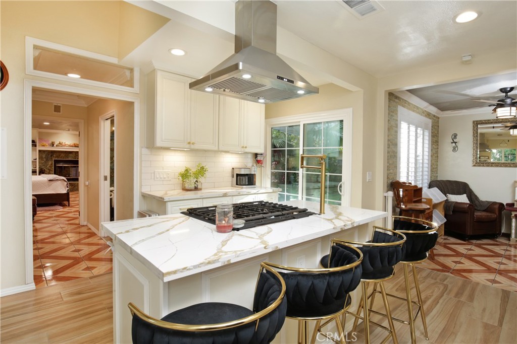 MLS #DW23143283 image #7