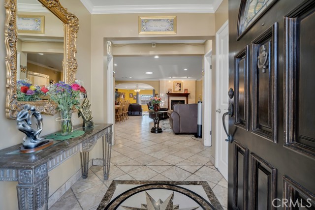 Detail Gallery Image 6 of 49 For 16646 Tribune St, Granada Hills,  CA 91344 - 4 Beds | 3 Baths