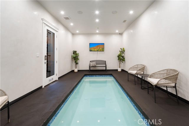 Detail Gallery Image 44 of 59 For 17528 Jayden Ln, Encino,  CA 91316 - 7 Beds | 10/1 Baths