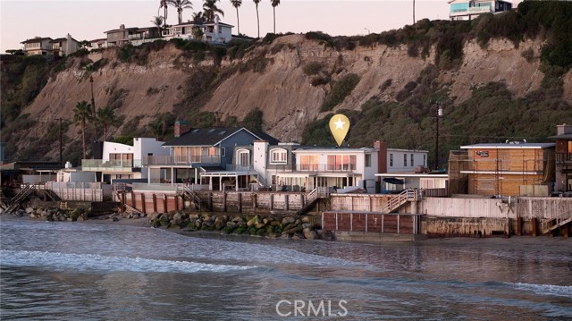 Detail Gallery Image 7 of 52 For 35661 Beach Rd, Dana Point,  CA 92624 - 4 Beds | 3/1 Baths