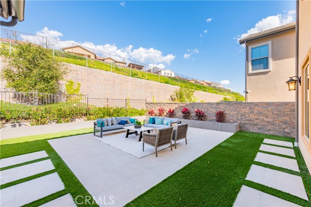 5437 Heritage Oak Drive, Lake Forest CA: https://media.crmls.org/medias/03af175d-046c-484d-8fed-93e9fb06caf1.jpg