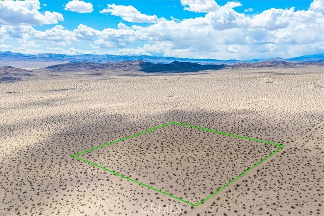 Detail Gallery Image 13 of 26 For 62 Lucille Ln, Joshua Tree,  CA 92252 - – Beds | – Baths