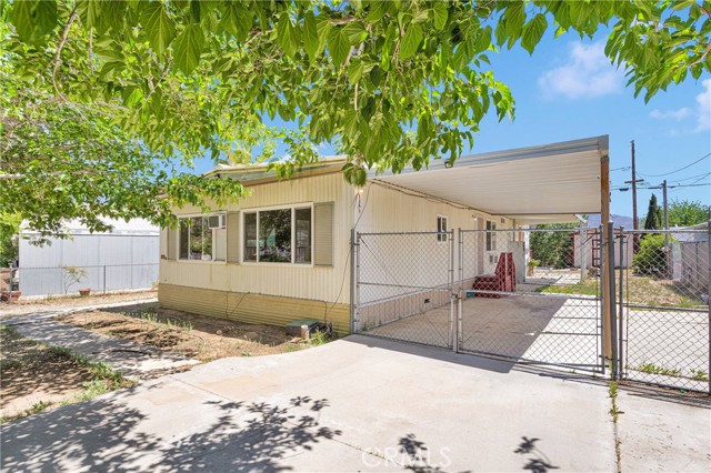 Detail Gallery Image 3 of 31 For 18995 Hinton St, Hesperia,  CA 92345 - 3 Beds | 2 Baths