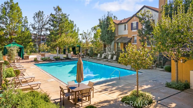 Detail Gallery Image 5 of 49 For 11 Harvest Point Ln, Aliso Viejo,  CA 92656 - 3 Beds | 2/1 Baths