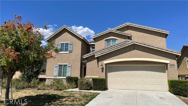 4077 Grand Fir Ln, San Bernardino, CA 92407