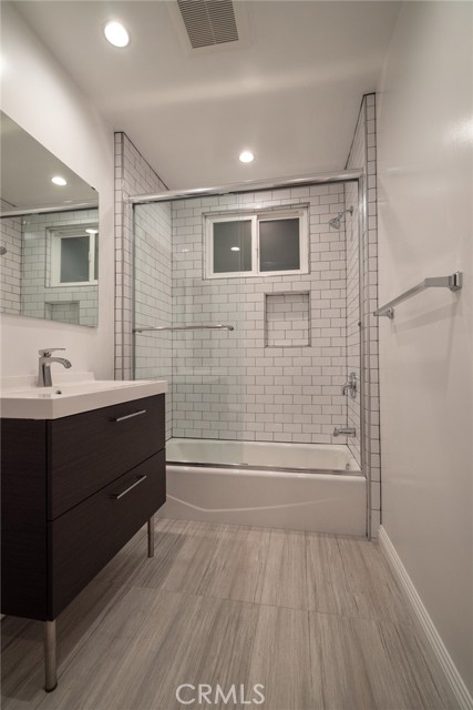 4270 Elenda Street, Culver City CA: https://media.crmls.org/medias/03b17654-6195-42b8-b898-799cef504b83.jpg