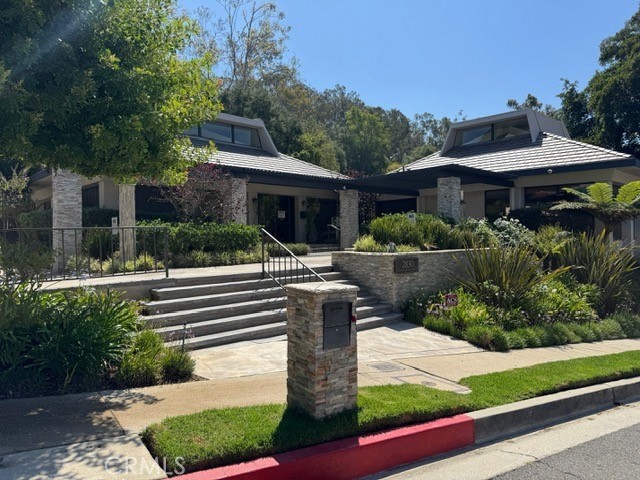 Detail Gallery Image 42 of 50 For 2790 Woodwardia Dr, Los Angeles,  CA 90077 - 5 Beds | 4 Baths