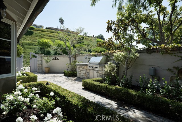 Detail Gallery Image 13 of 54 For 2001 Yacht Resolute, Newport Beach,  CA 92660 - 3 Beds | 2/1 Baths