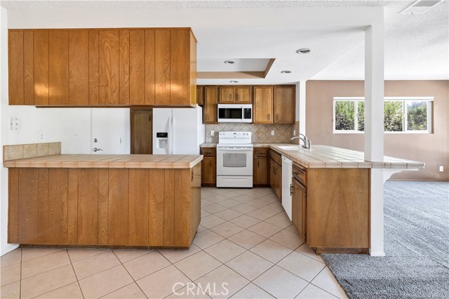 Detail Gallery Image 16 of 45 For 1250 Seven Hills Dr, Hemet,  CA 92545 - 3 Beds | 2 Baths