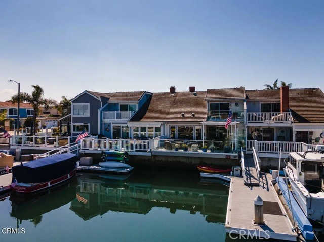 4541 Lyme Bay, Oxnard CA: https://media.crmls.org/medias/03b2e591-6cd3-4c03-9746-ea36fc163479.jpg