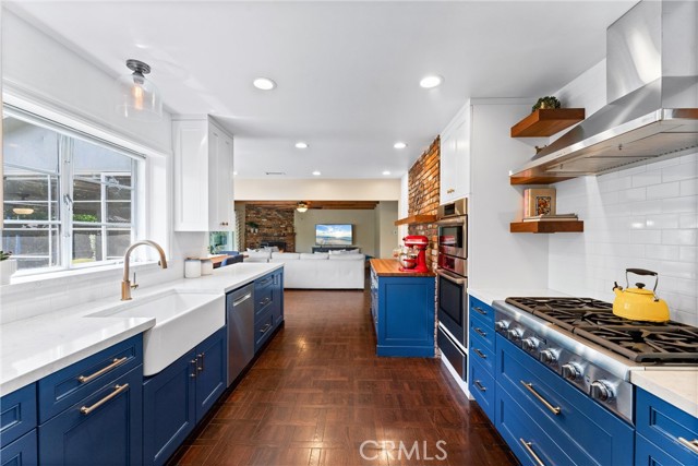 Detail Gallery Image 10 of 22 For 2618 N Louise St, Santa Ana,  CA 92706 - 3 Beds | 2/1 Baths