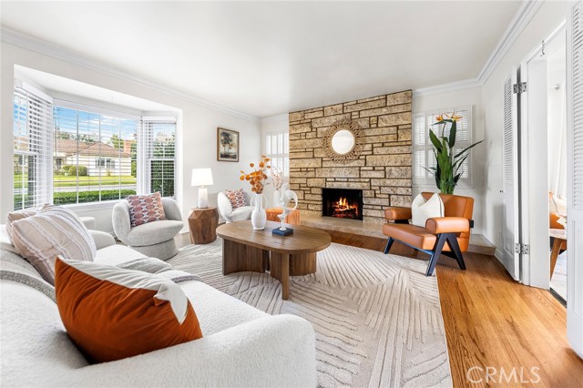 Detail Gallery Image 2 of 33 For 2270 Brentford Rd, San Marino,  CA 91108 - 3 Beds | 2/1 Baths