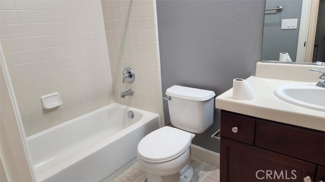 Detail Gallery Image 17 of 25 For 10372 Christo Way, Elk Grove,  CA 95757 - 4 Beds | 3/1 Baths