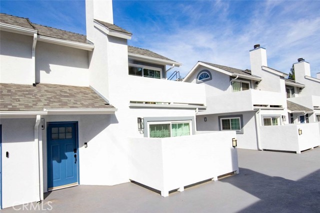 7310 Balboa Boulevard, F photo 56