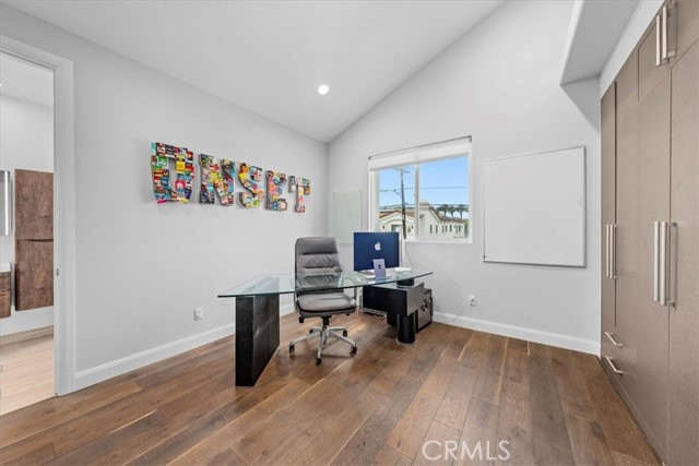 2214 Warfield Avenue, Redondo Beach, California 90278, 4 Bedrooms Bedrooms, ,3 BathroomsBathrooms,Residential,Sold,Warfield,SB24110583