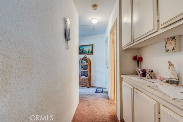 4092 Sandpiper Drive, Jurupa Valley CA: https://media.crmls.org/medias/03b5a0eb-fc5c-4cbc-95fb-914aa2c53252.jpg