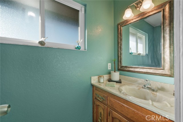 Detail Gallery Image 32 of 68 For 20995 Onaknoll Dr, Lake Mathews,  CA 92570 - 4 Beds | 2/1 Baths