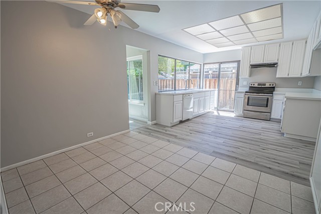 25688 Dorado Drive, Valencia CA: https://media.crmls.org/medias/03b63036-834b-4bca-a273-d012e06a4e66.jpg