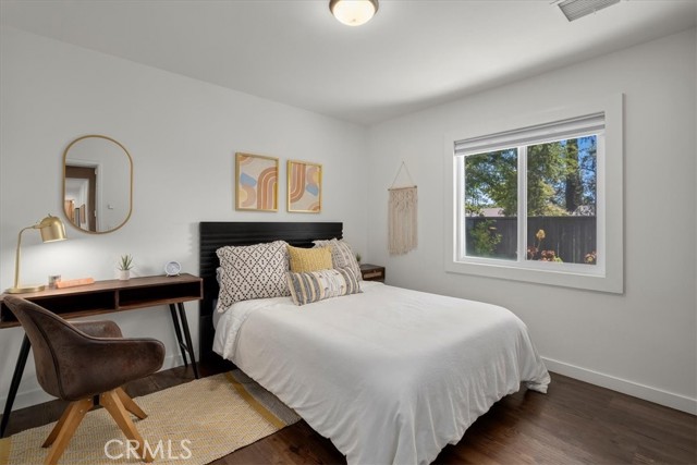 Detail Gallery Image 21 of 30 For 23809 Friar St, Woodland Hills,  CA 91367 - 3 Beds | 2 Baths