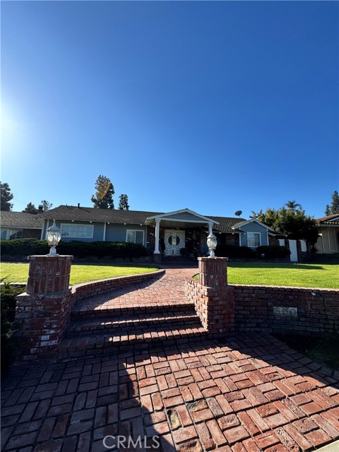 Detail Gallery Image 1 of 1 For 500 Lakeside Dr, Fullerton,  CA 92835 - 4 Beds | 3 Baths