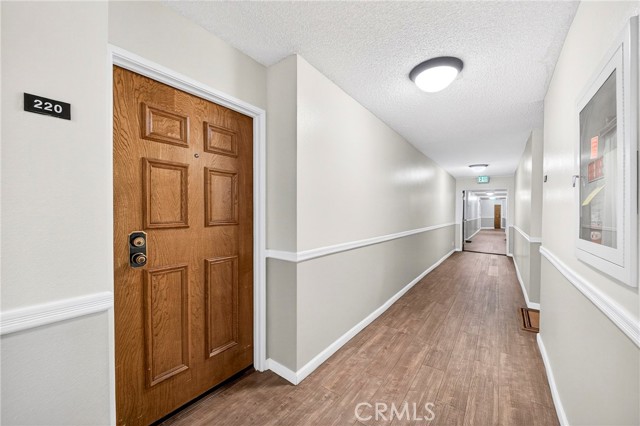 Detail Gallery Image 12 of 45 For 4210 via Arbolada #220,  Los Angeles,  CA 90042 - 2 Beds | 2 Baths