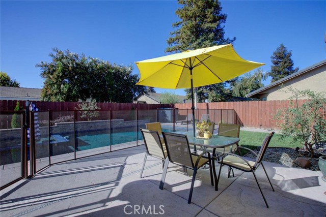 20443 Songbird Way, Hilmar CA: https://media.crmls.org/medias/03b794de-bde0-4db4-b7b0-20298169958c.jpg
